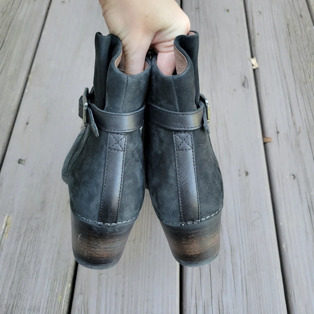 Dansko Hartley Black Nubuck Suede Leather‎ Buckle Heeled Ankle Boots Booties 41